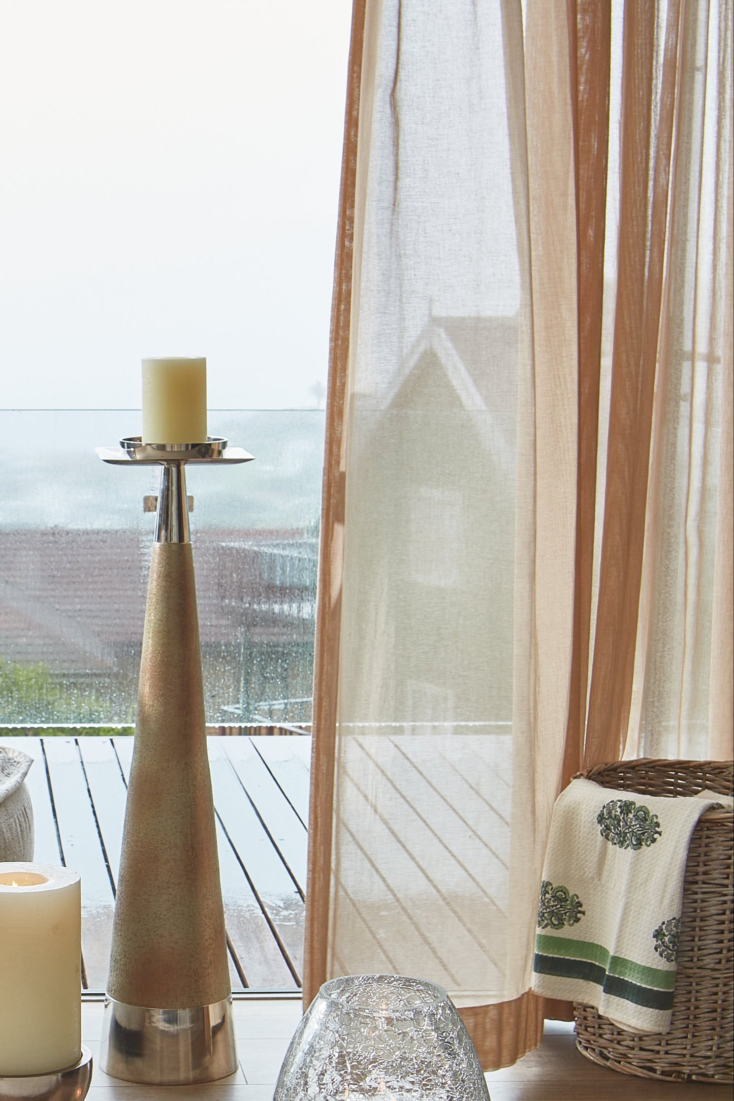 Aluminum Pillar Candle Holder  (Medium)